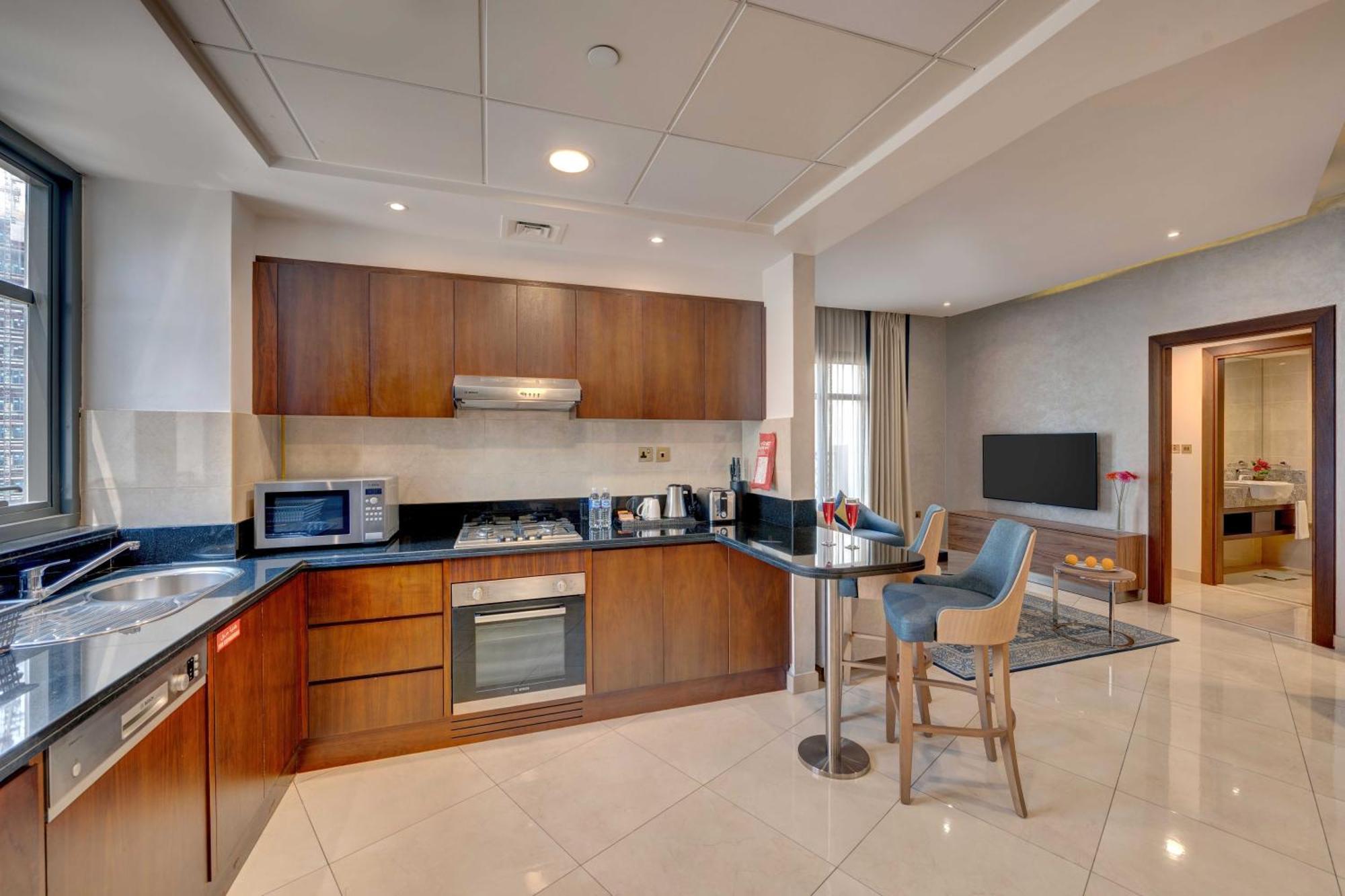 Suha Park Hotel Apartments, Waterfront Jaddaf Dubai Værelse billede